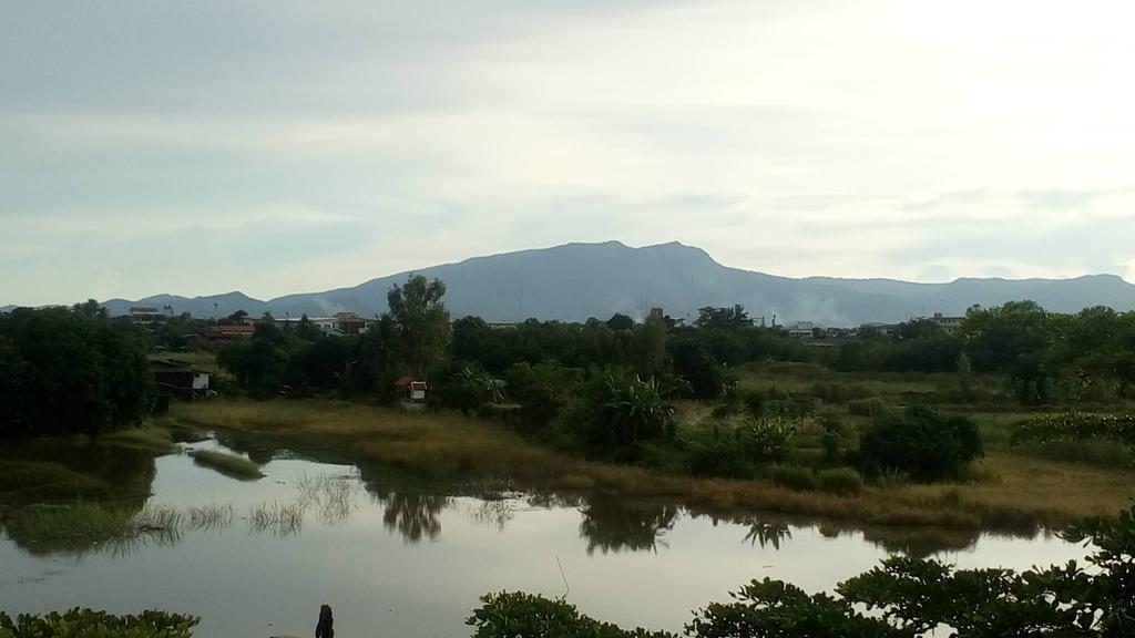 Ruengsrisiri Guesthouse Sukhothai Buitenkant foto